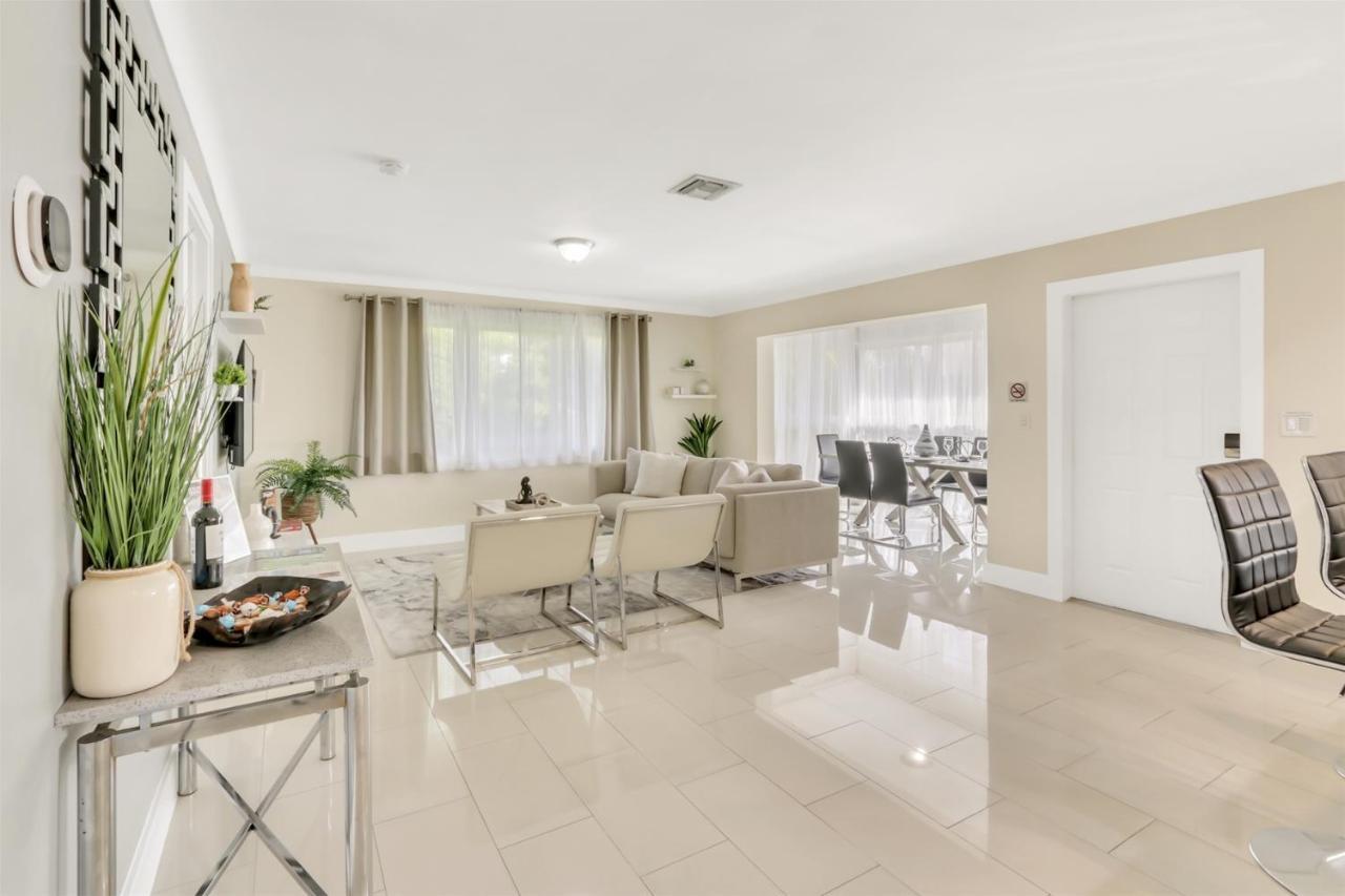 Bright Pompano Beach With Pool Access Exterior foto