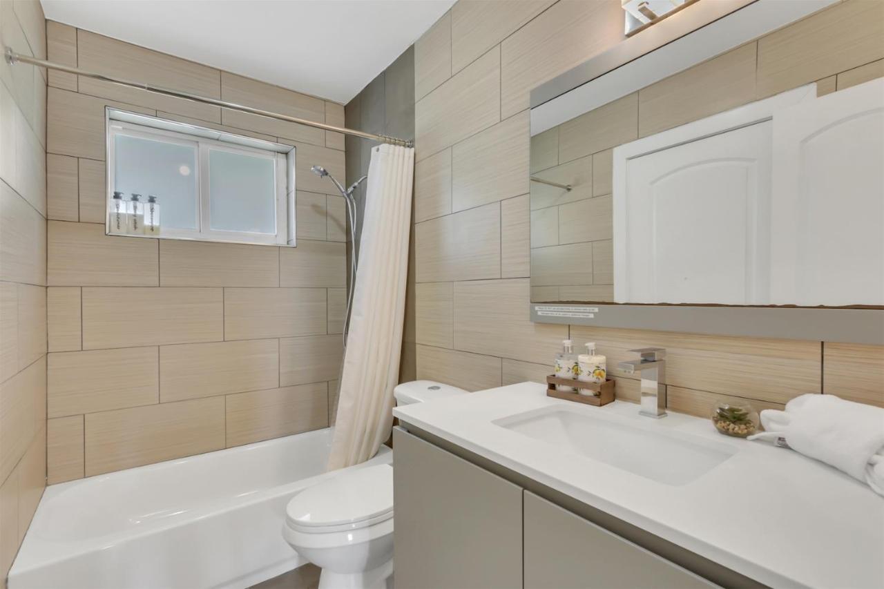 Bright Pompano Beach With Pool Access Exterior foto